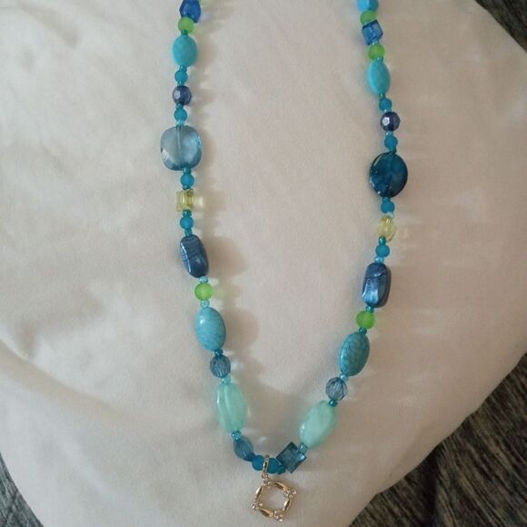 Handmade necklace with one interchangeable charm - Picture 1 of 11